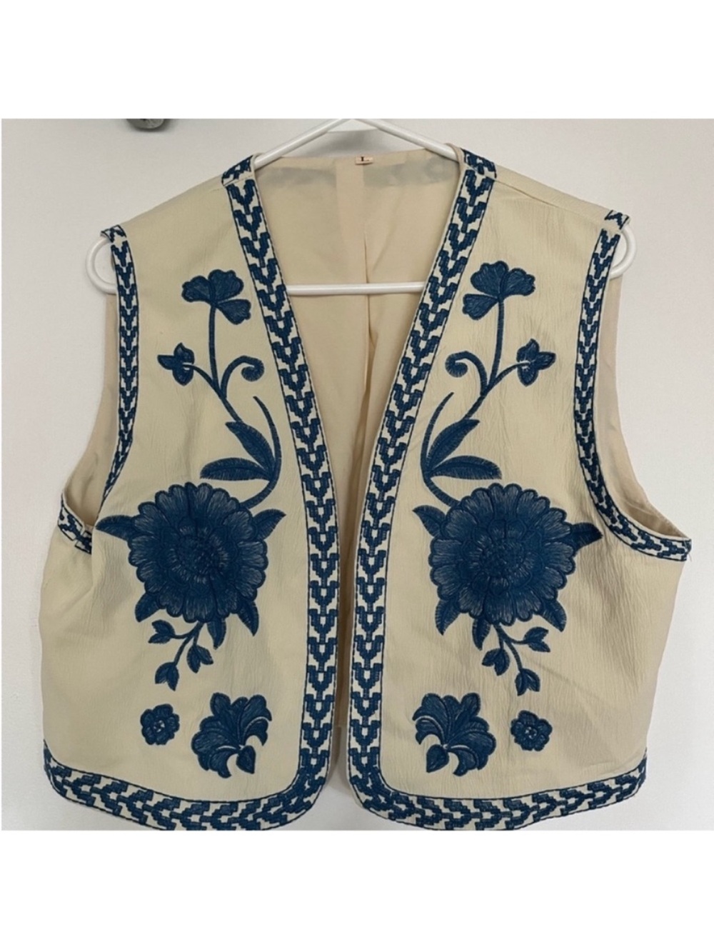 SHEIN Embroidered Cream Vest with Blue Floral Accents